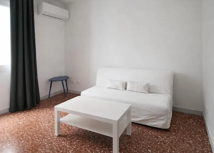 Spacious 2br Centocelle Home, Steps To Metro C